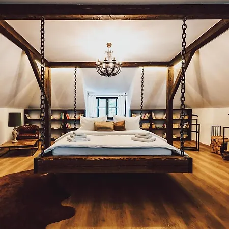 Mlyn Cernovice Otel *