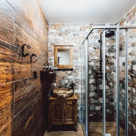 Hotel Mlyn Cernovice *