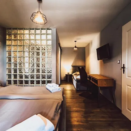 Mlyn Cernovice Hotell